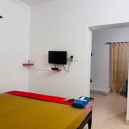 Hotel Sunday - Townhouse Club Airport Trivandrum تريفِندرم المظهر الخارجي الصورة