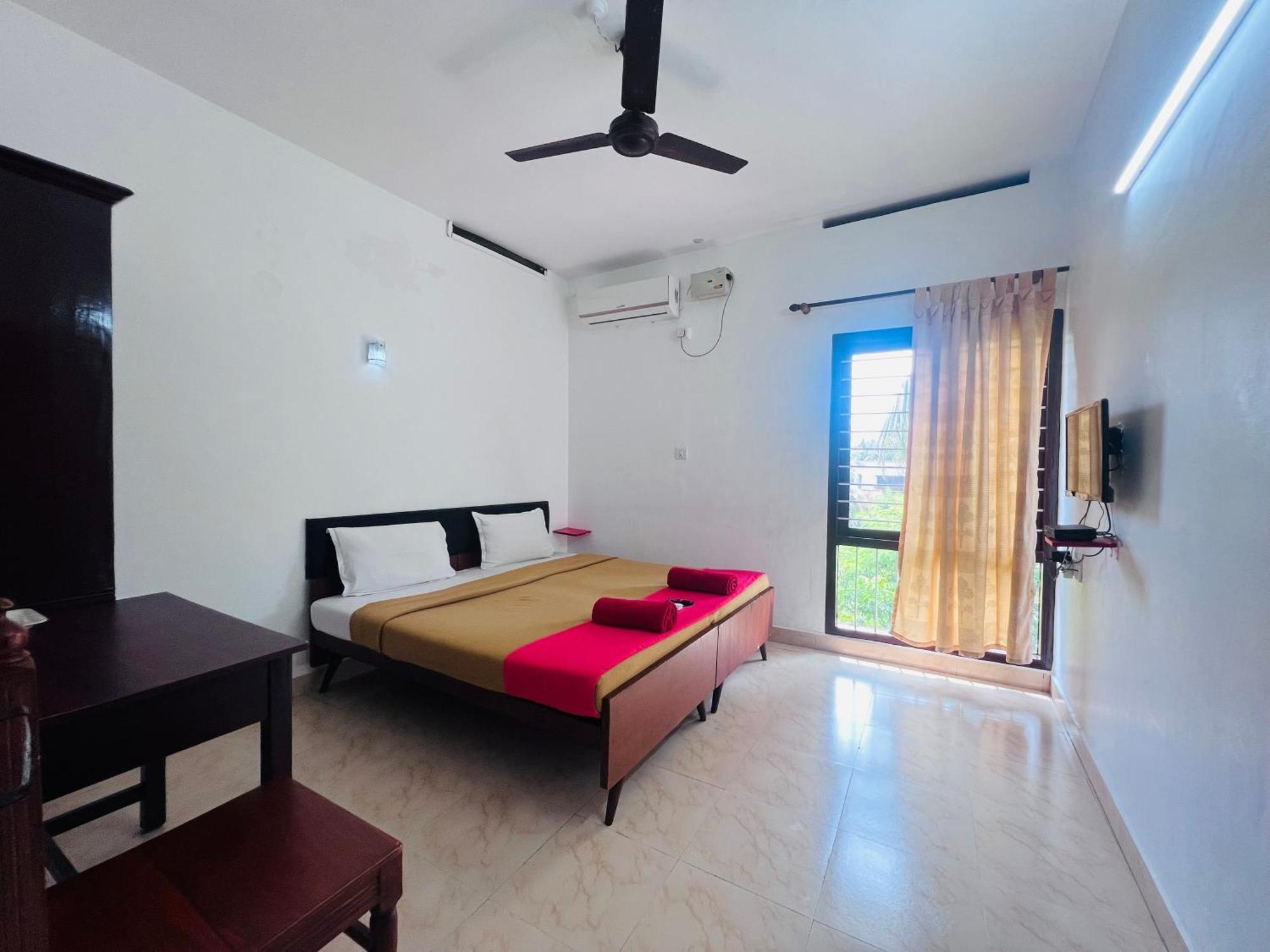 Hotel Sunday - Townhouse Club Airport Trivandrum تريفِندرم المظهر الخارجي الصورة